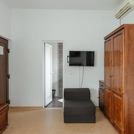 Pensiunea Mirabilandia Guest house 3*